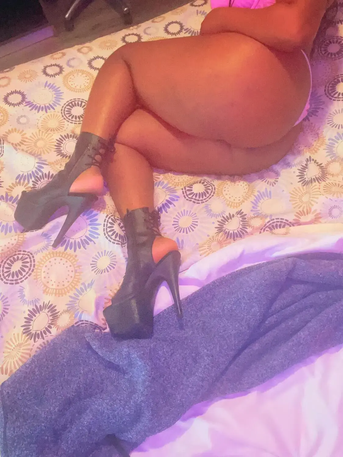 Escort Model Aaliyah - 4