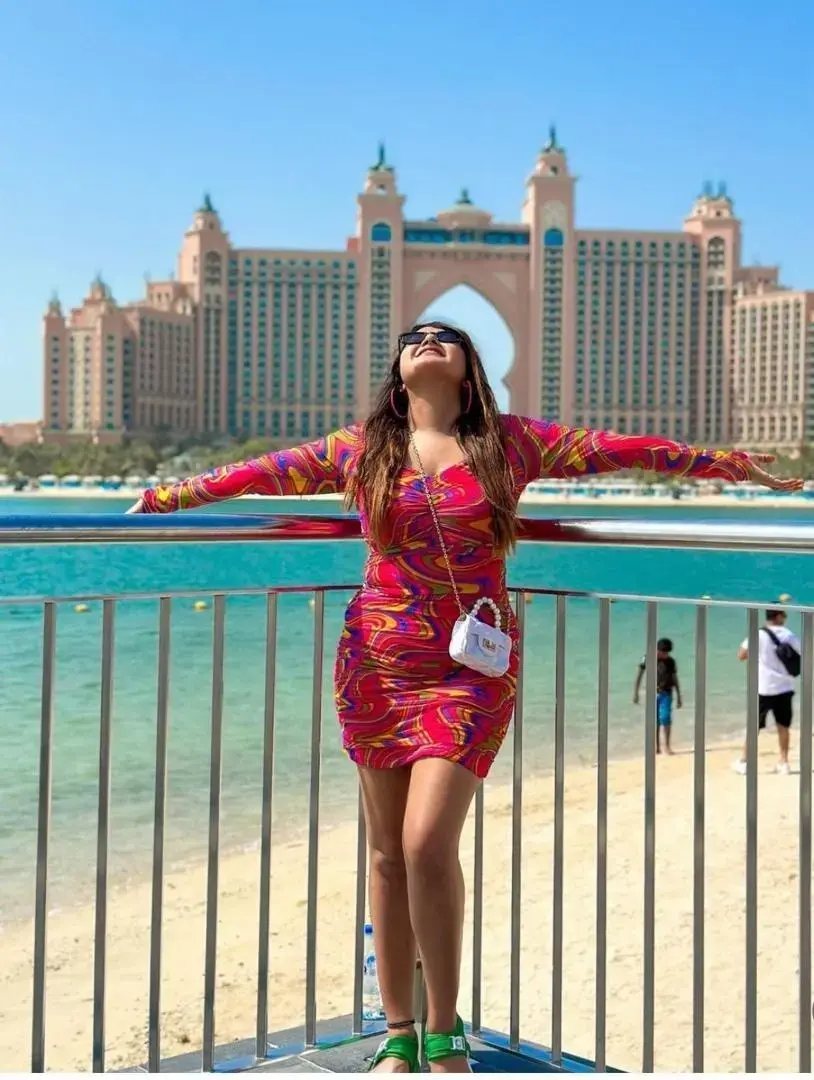 Escort Model Anisha - 6