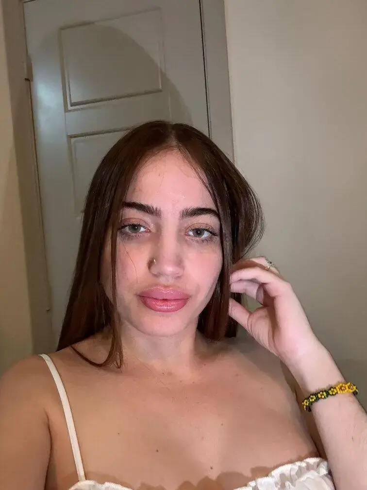 Escort Model Ashley - 4