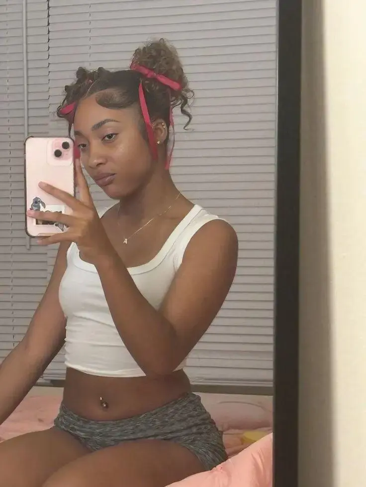 Escort Model Becky - 2