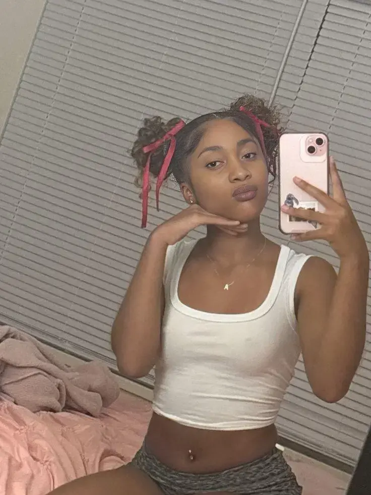 Escort Model Becky - 3