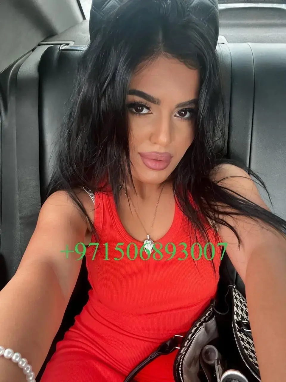 Escort Model DIANA CURVY - 5