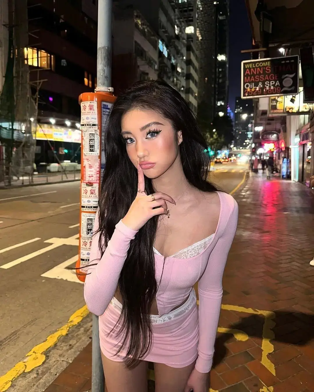 Escort Model Kelly - 2