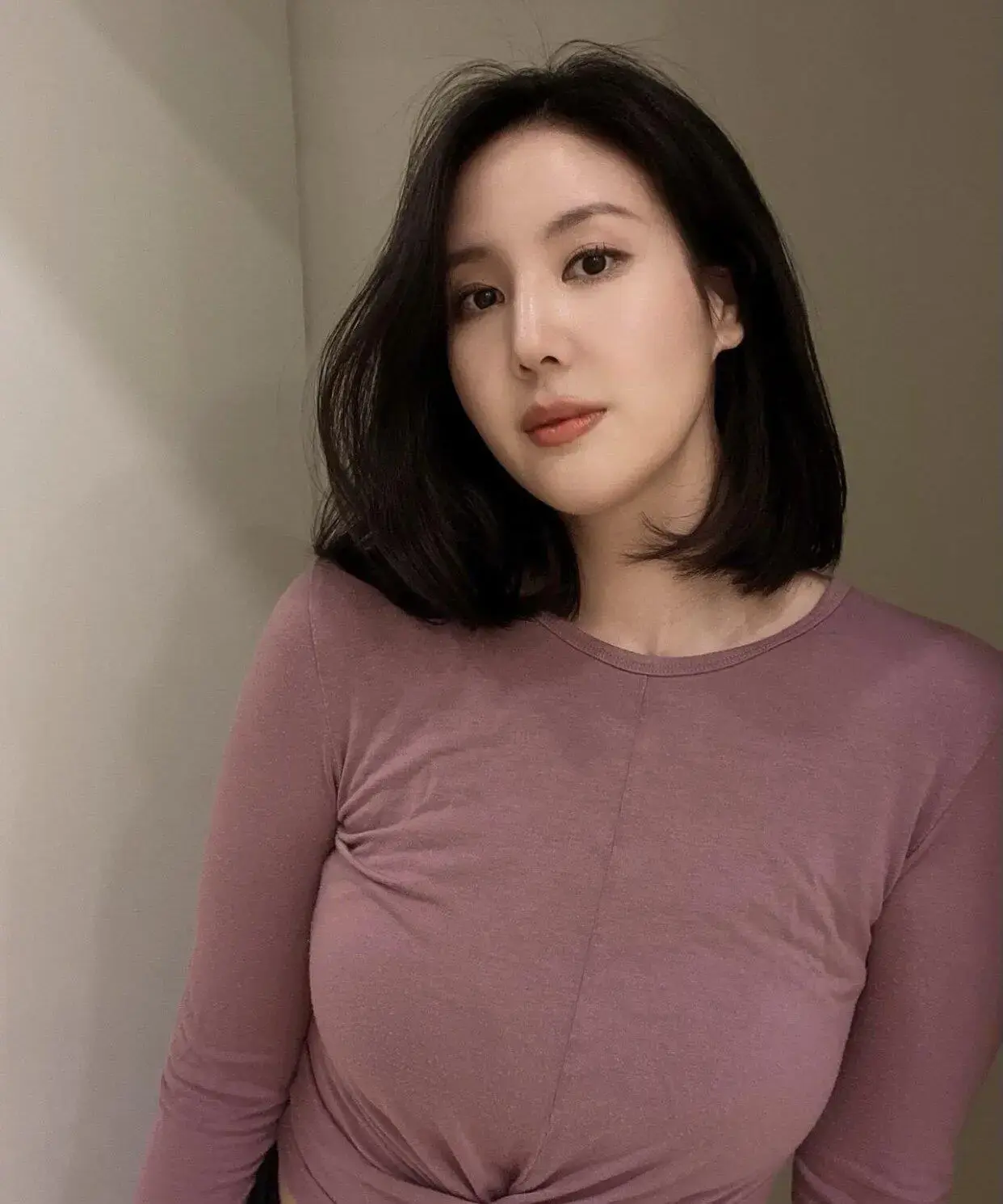 Escort Model Linda - 2