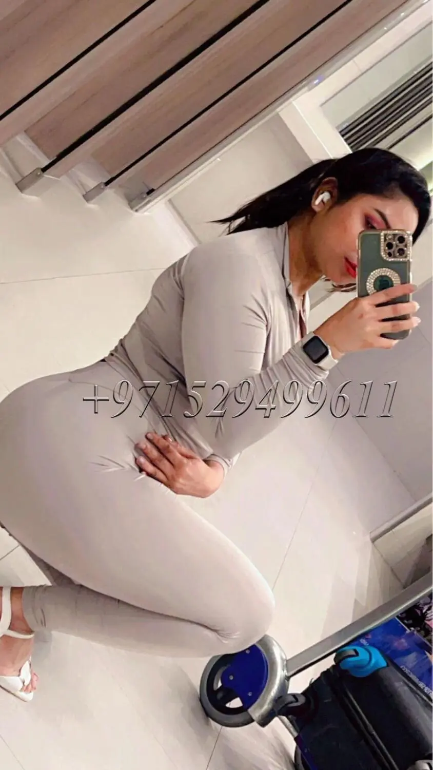 Escort Model Maanvi - 7