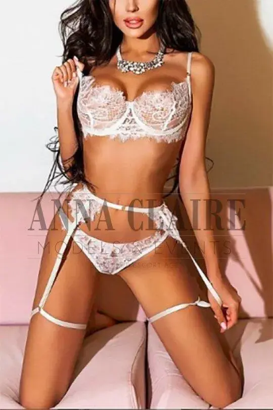 Escort Model Martina