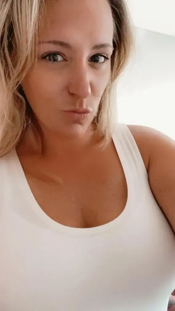 Escort Model Mercades