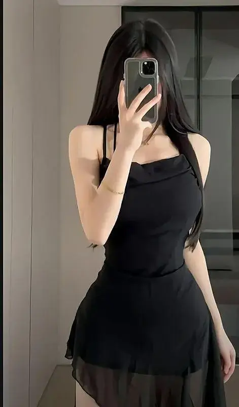 Escort Model Nisa - 4