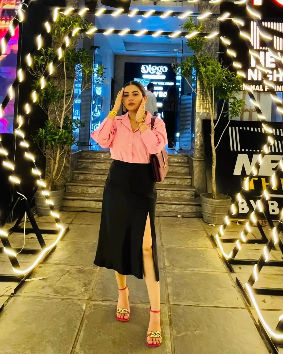 Escort Model Nisha - 3