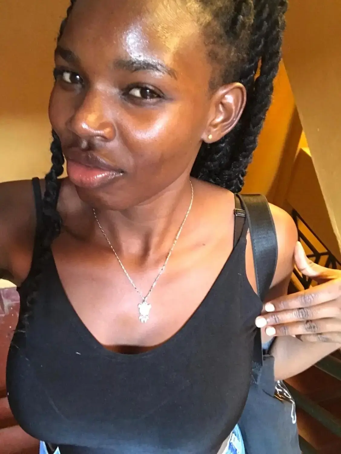 Escort Model Pressi - 6