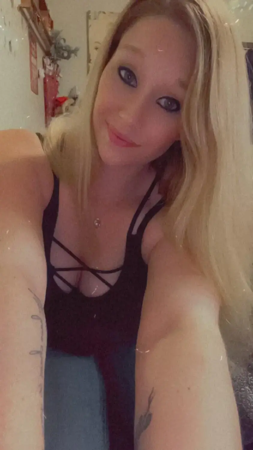 Escort Model Sinfully - 5