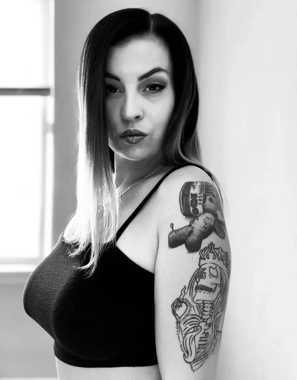 Escort Model Smiley