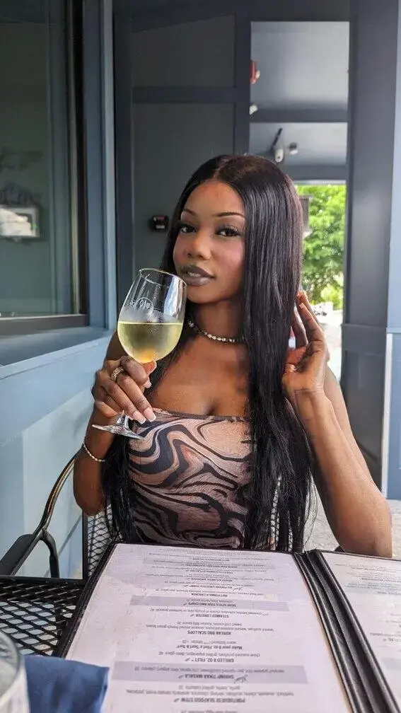 Escort Model Tiffani - 5